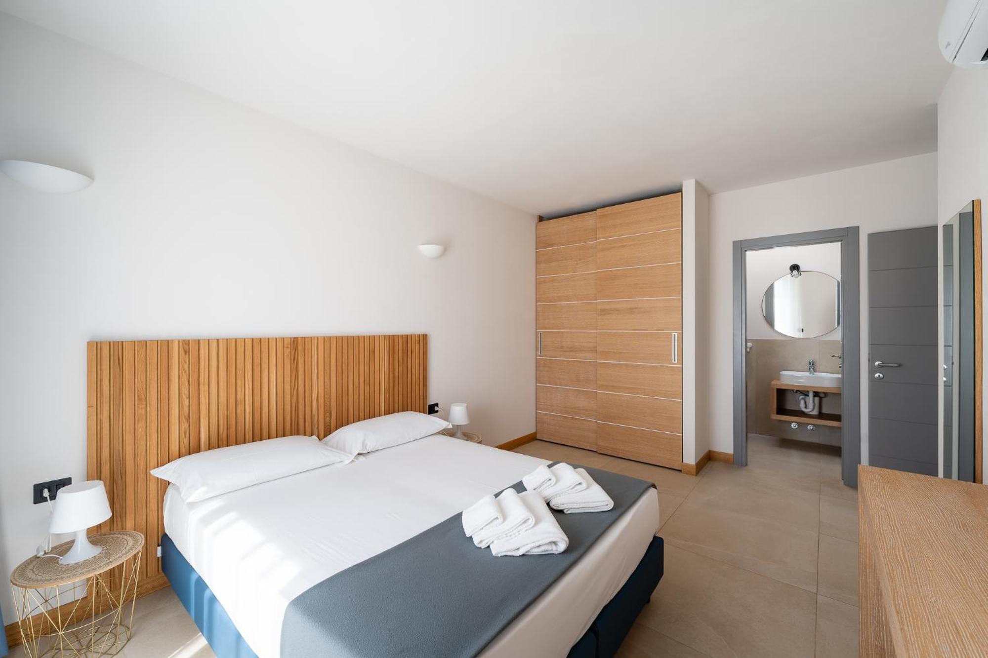 Hotel Delfino Procchio  Eksteriør billede